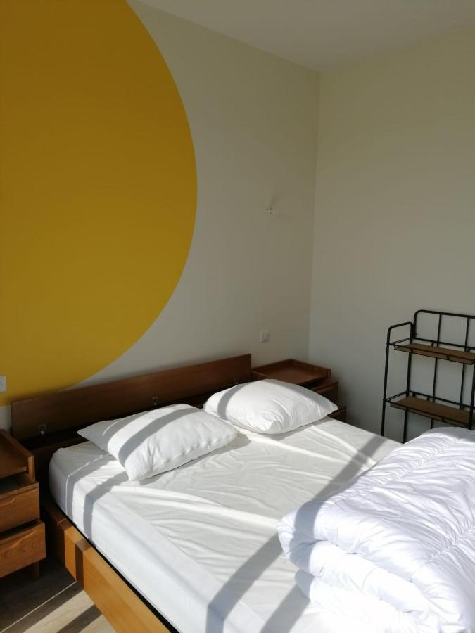Appartement Lily-Rose Cerizay Exteriör bild