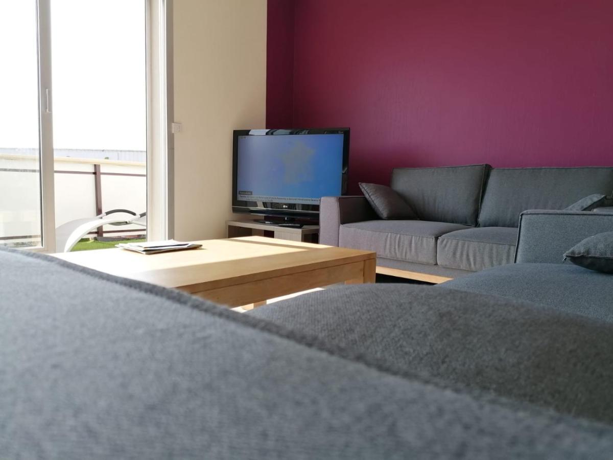 Appartement Lily-Rose Cerizay Exteriör bild